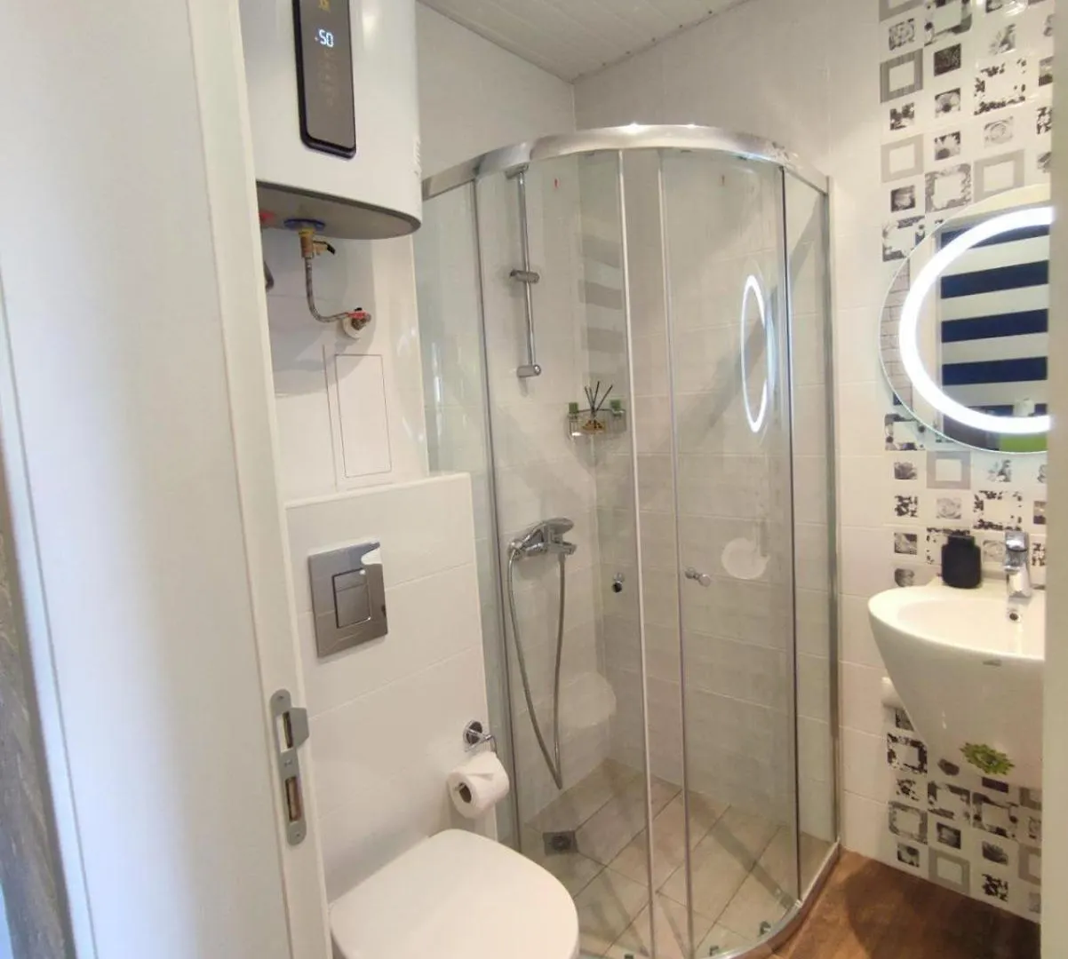 Sunflower By Rv Apartments Varna